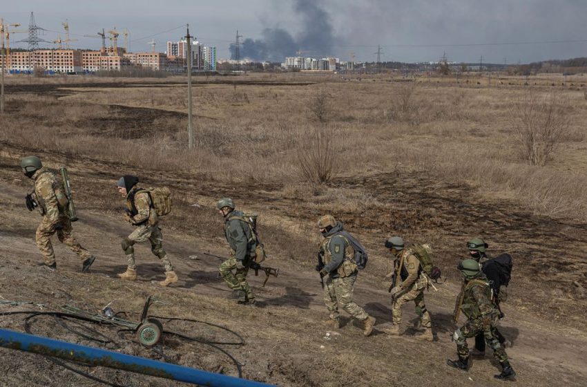  Ucrânia: combate se alastra nos arredores de Kiev