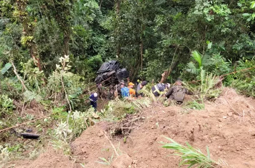  Confirmadas duas mortes no acidente com caminhão do exército