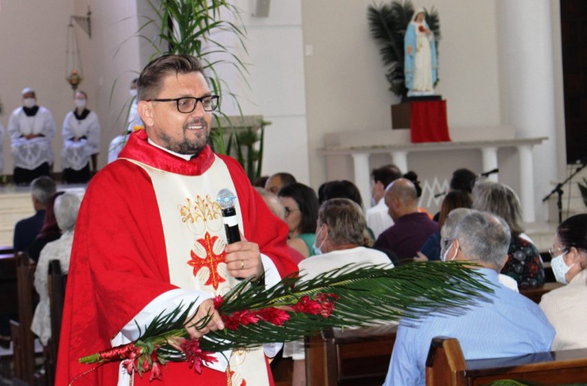  DOMINGO DE RAMOS: Jesus Cristo passou pela cidade