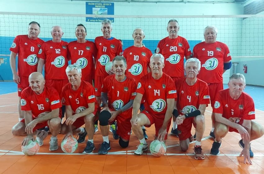  VOLEIBOL: Veteranos entram em quadra neste sábado