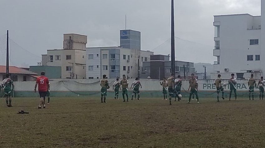  TUDO OU NADA: Futebol busca vaga para o estadual