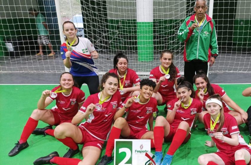  Futsal Feminino fica com o vice no regional