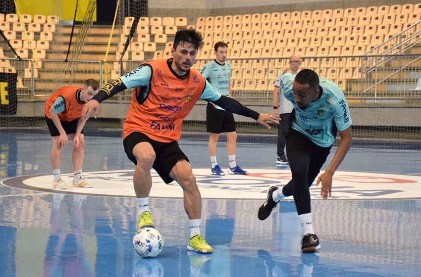  É decisão! Jaraguá Futsal tenta reverter vantagem do Corinthians por vaga à final da LNF