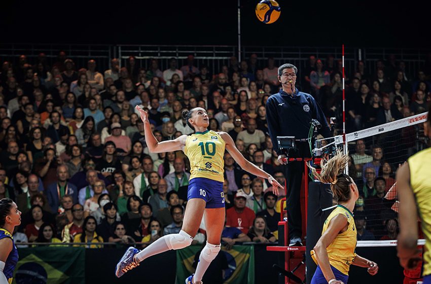  Vôlei Feminino joga semifinal do mundial hoje