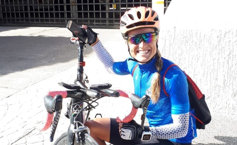  DJENYFER ARNOLD: Atleta vence o Triathlon