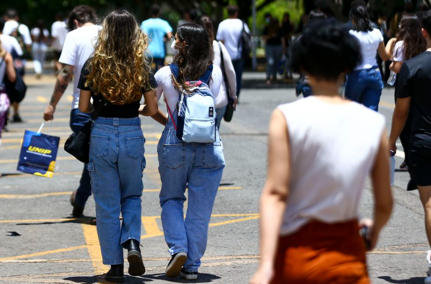  Professores dão dicas para segundo dia de provas do Enem