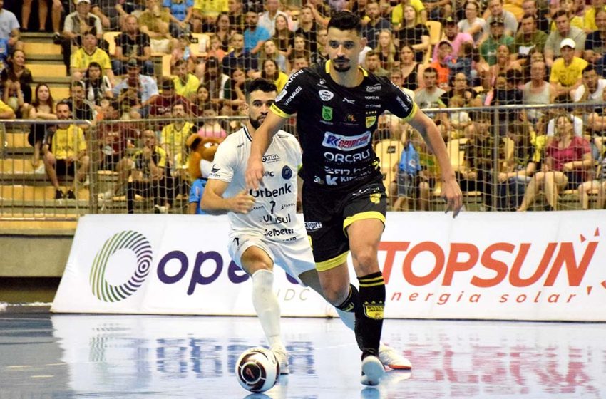  Maior parte do elenco do Jaraguá Futsal permanece em 2023