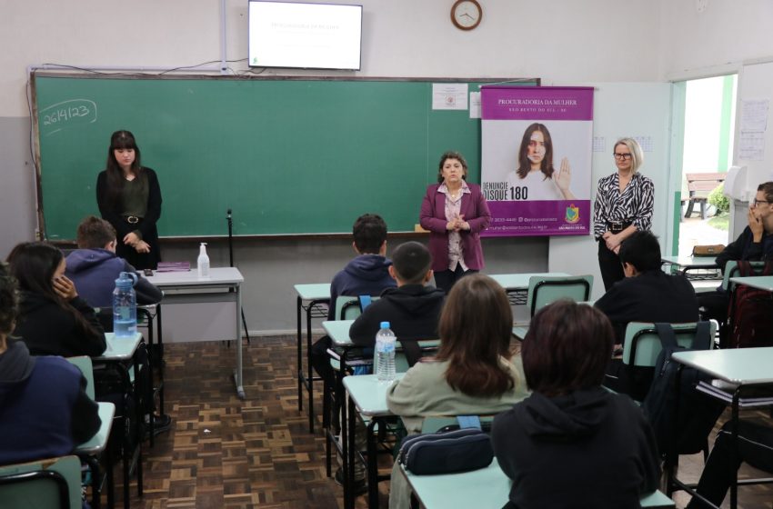  EBM Presidente Castelo Branco recebe palestra da Procuradoria da Mulher