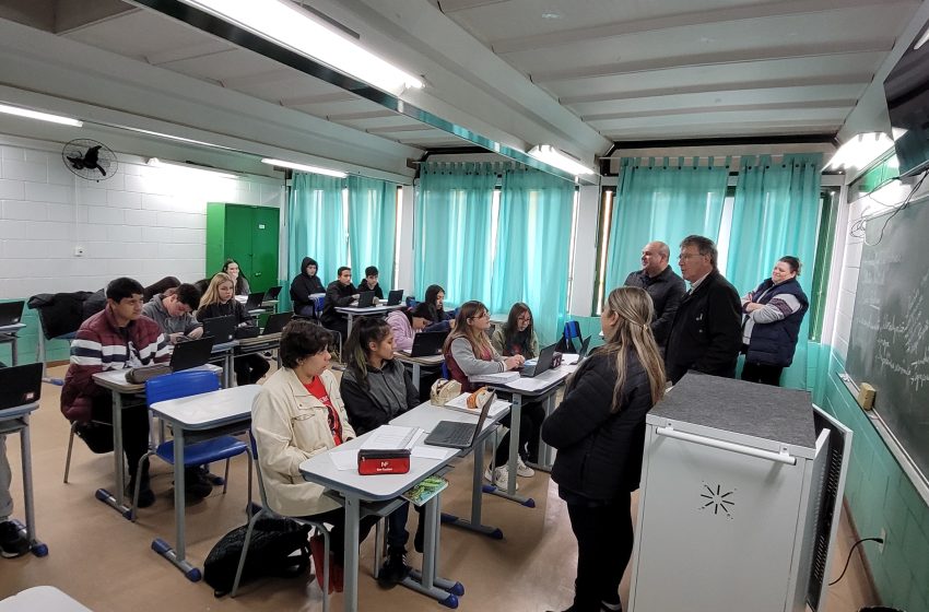  Volta às aulas na rede municipal