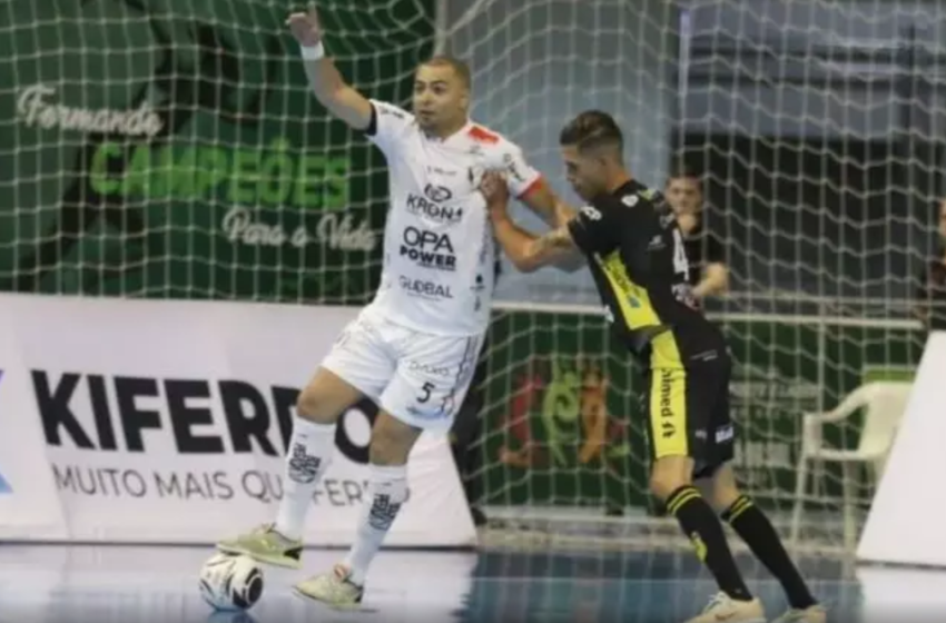  JEC Futsal e Jaraguá empatam primeiro jogo da final do Catarinense