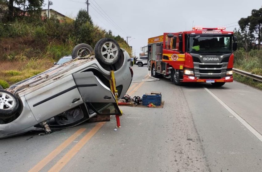  Acidente com vítima encarcerada na SC 418