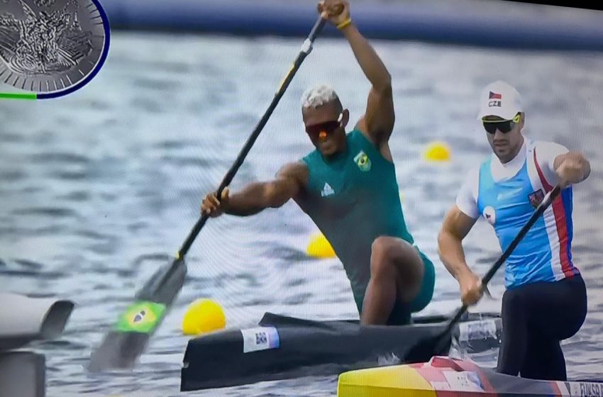  Isaquias leva sua quinta medalha olímpica