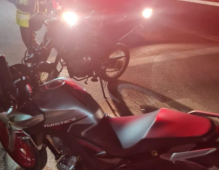  Motos colidem e condutores são conduzidos ao hospital