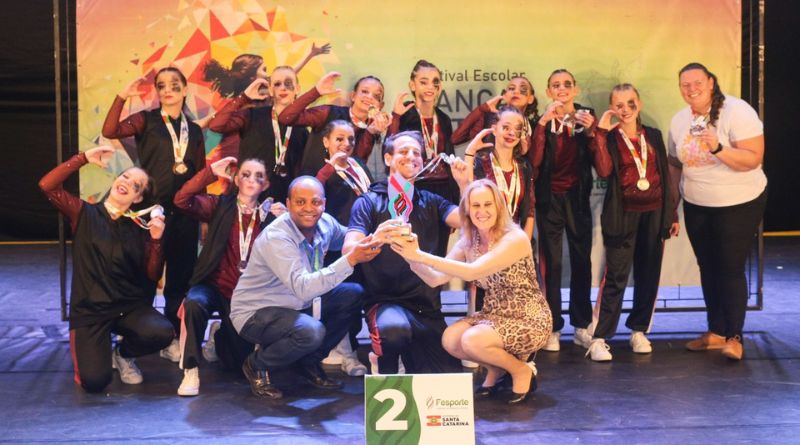  Campo Alegre foi destaque na final do festival dança catarina etapa regional centro-oeste