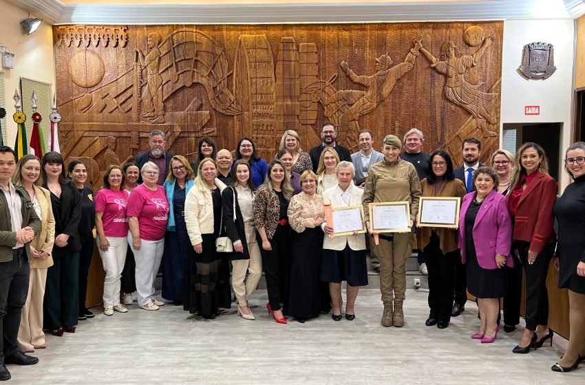  Procuradoria encerra o ano homenageando mulheres